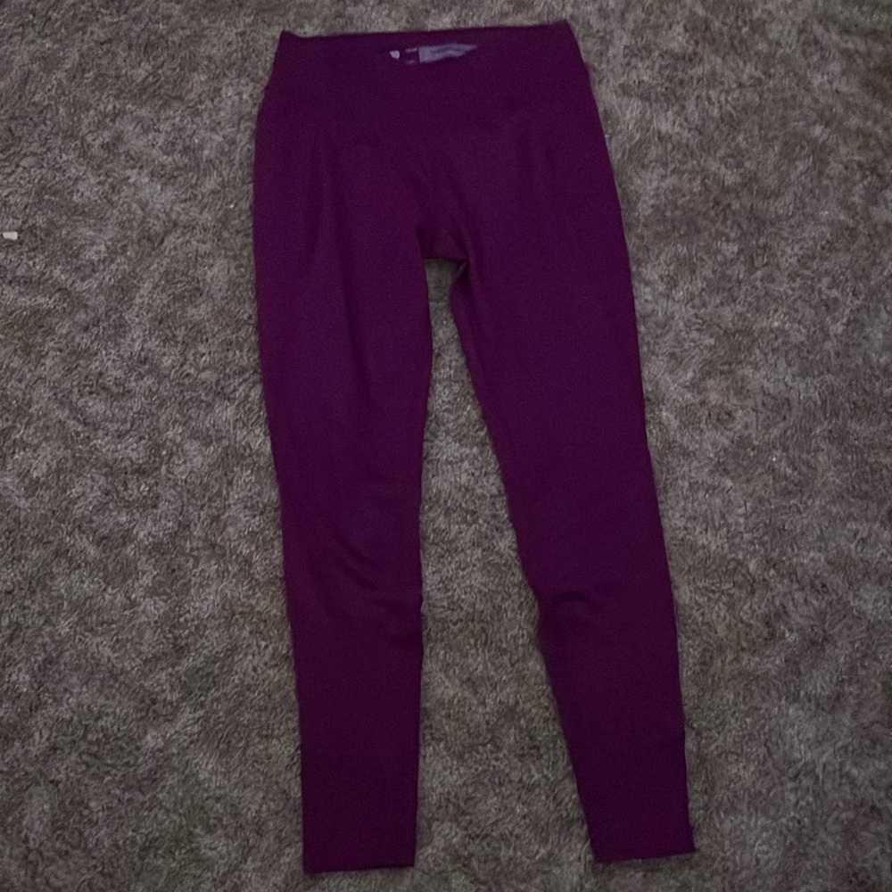 all in motion leggings. purple. XXL in kids.